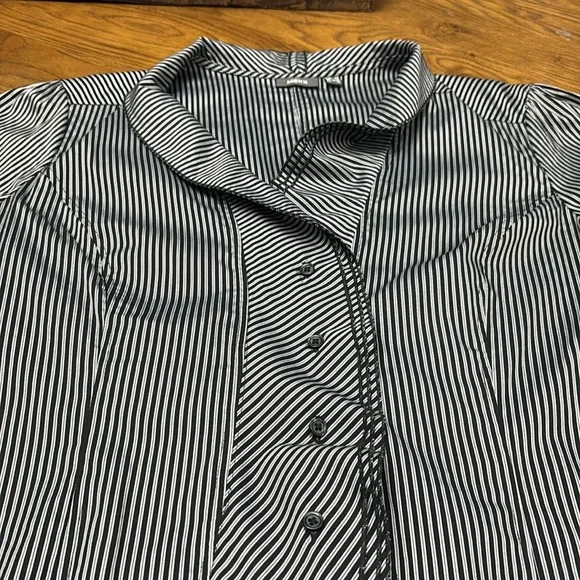 MEXX Striped and Ruffle Top - Picture 4 of 9